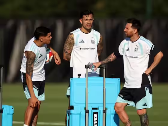 Lionel Messi and Julián Álvarez during Argentina training